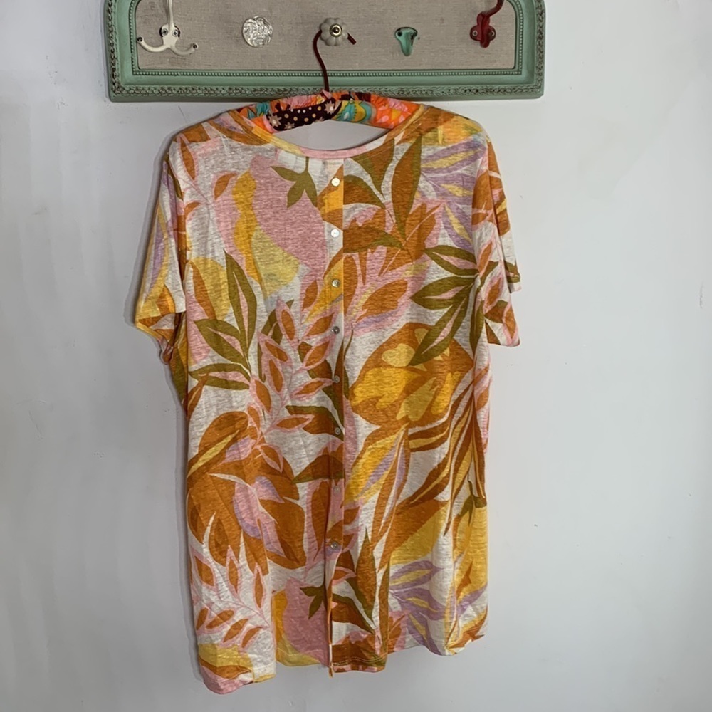 Plus size linen shorts sleeve c&c California T-sh… - image 4